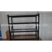 Pallet rack for warehouse management